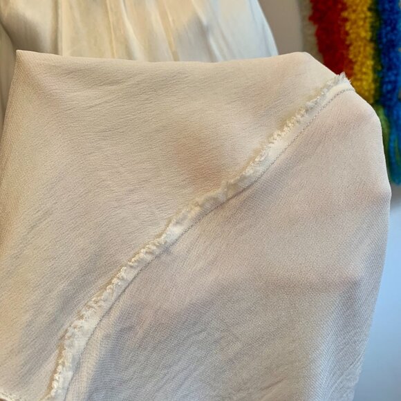 S/M| 1930s Pearly White Liquid Satin and Lace Antique Slip Dress - Picture 4 of 10